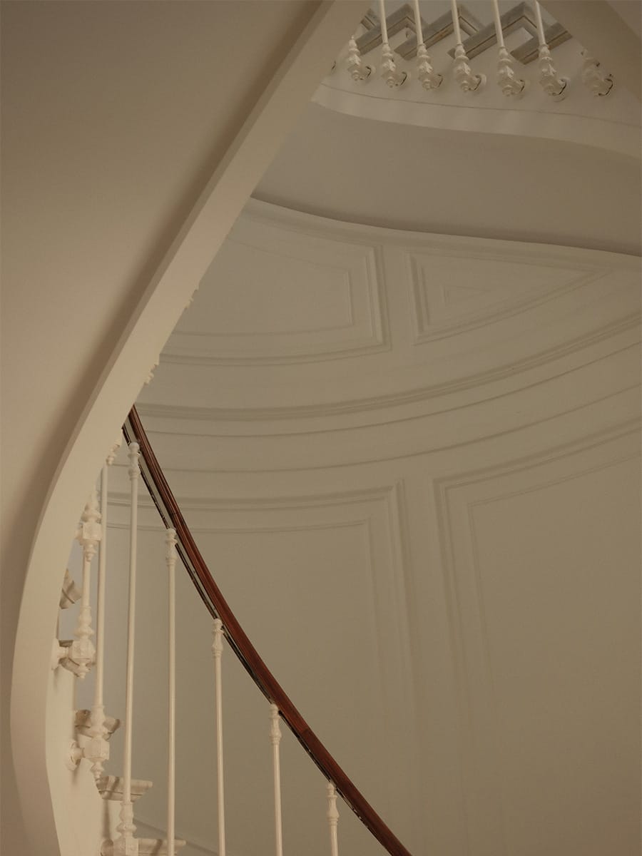 the-real-estate-agency-aankom-amsterdam-houses